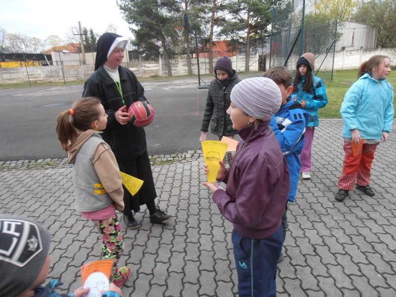 Víkendovka Slunce a chléb  - našli jsme barevné výseče