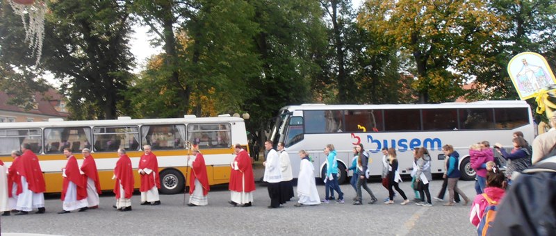 5 - průvod z kostela do kostela